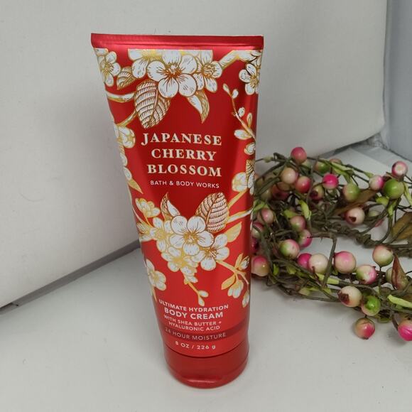 BATH AND BODY WORKS JAPANESE CHERRY BLOSSOM Ultimate Body Cream 8 oz NEW - Picture 1 of 9